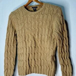 GAP Women's Tan Cable Knit Crewneck Sweater